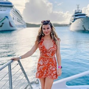 Forever 21 Orange Crop Set Leaf Print